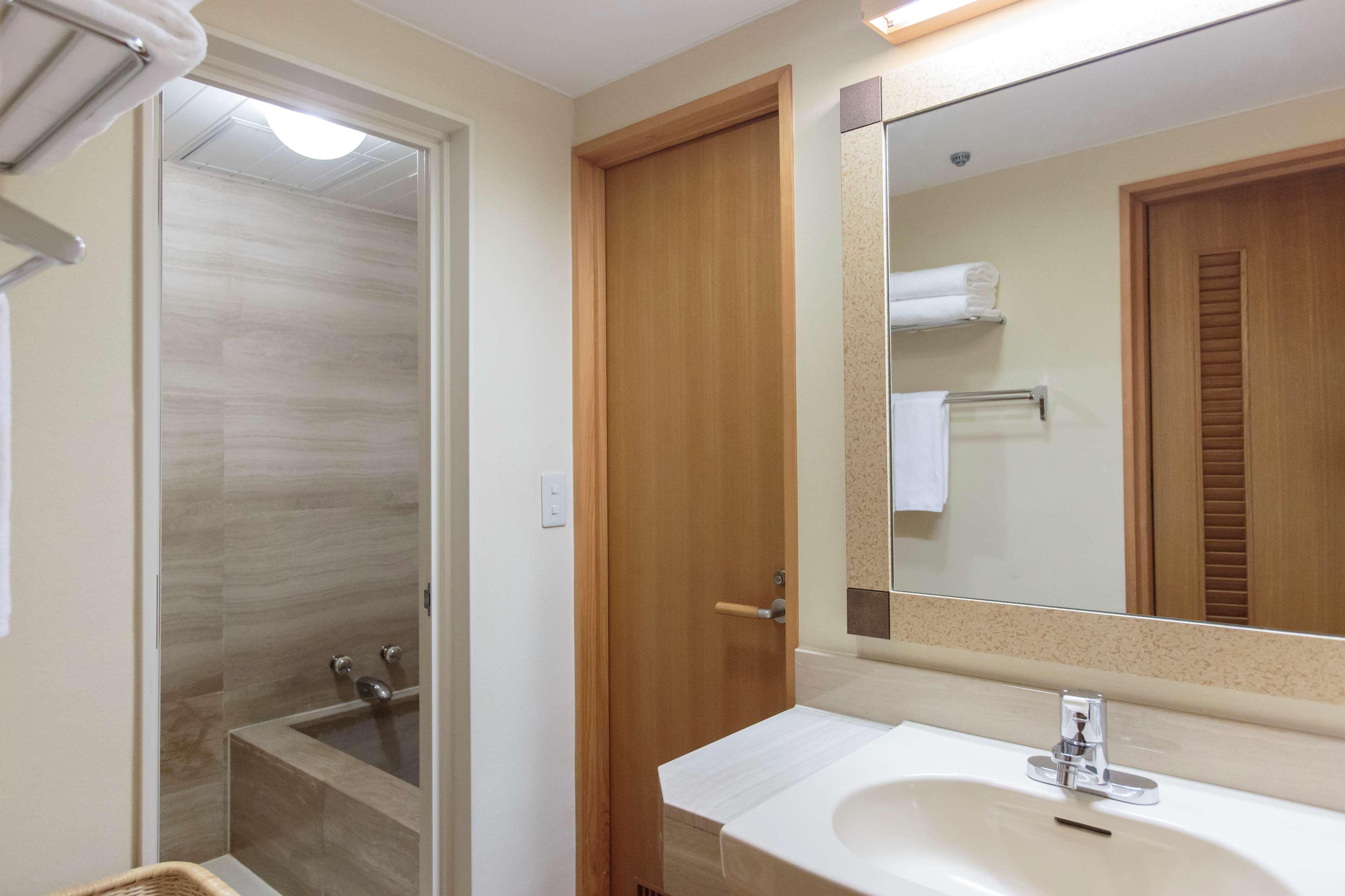 Hotel Doubletree By Hilton Shuri Castle Naha